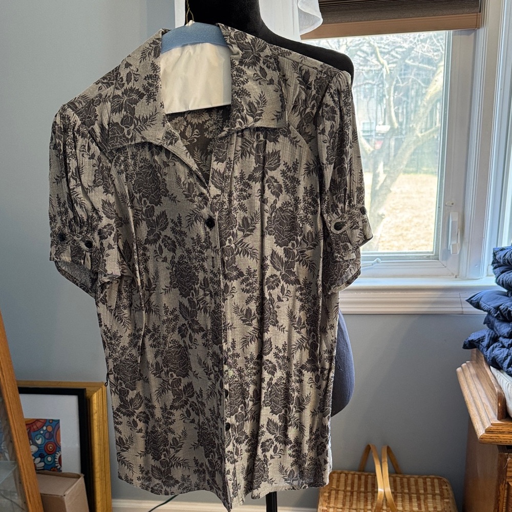 Dress Barn Black and White Floral Button-Down Shirt
